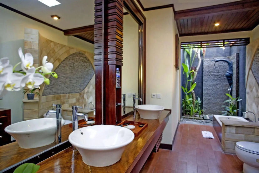The Bali Dream Suite Villa Seminyak 43