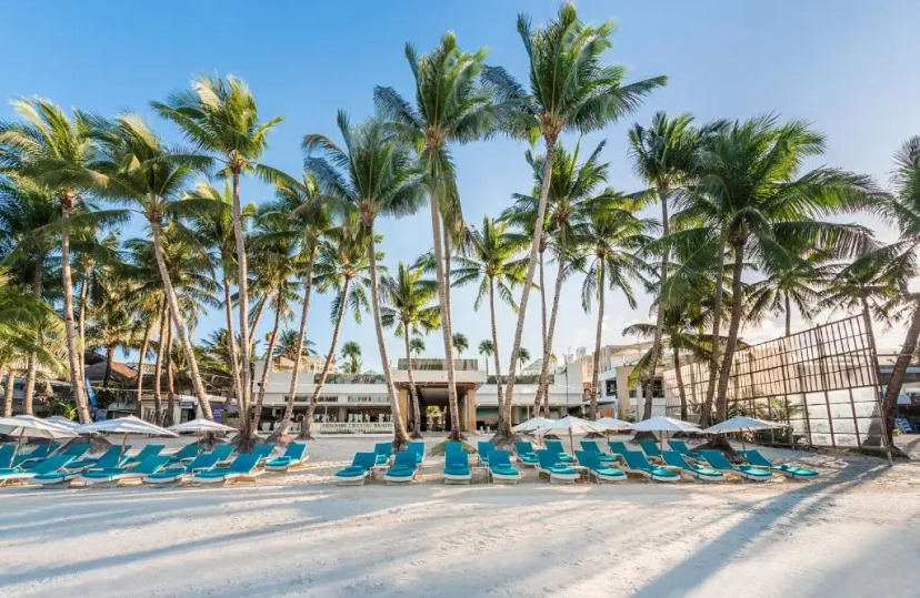 Henann Crystal Sands Resort 19