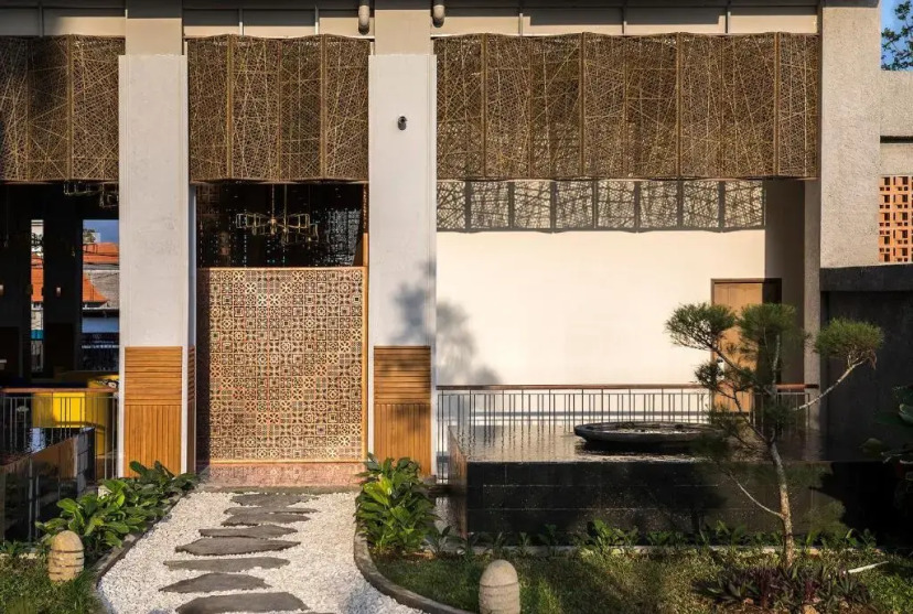 Eastin Ashta Resort Canggu 40