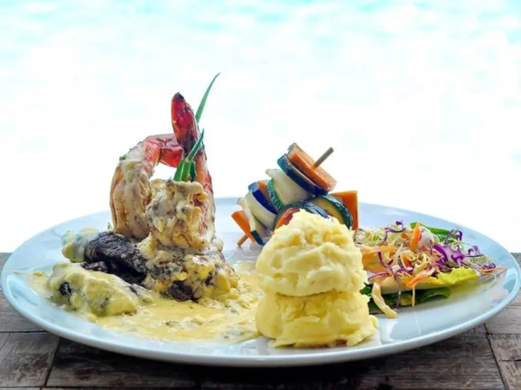 Boracay Ocean Club 12