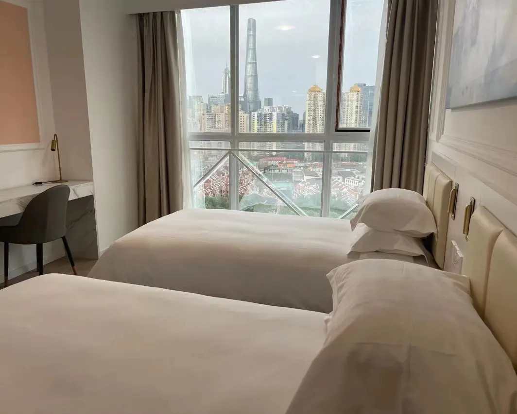 Magnificent International Hotel (Xintiandi People's Square) 2