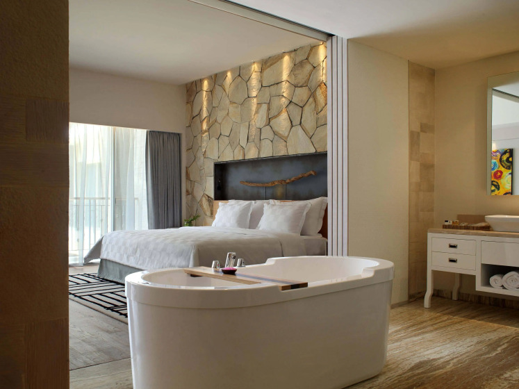 TS Suites Bali Seminyak 30