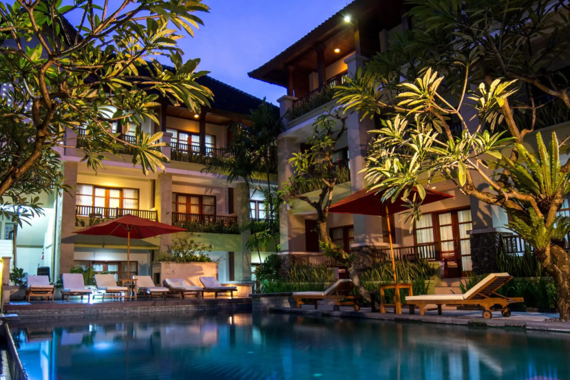 Fourteen Roses Beach Hotel 11