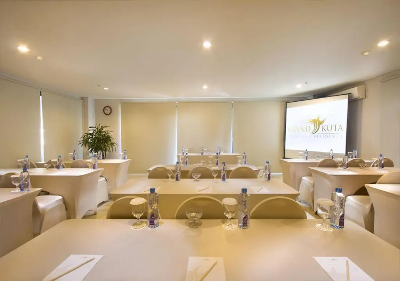 Grand Kuta Hotel and Residence 22