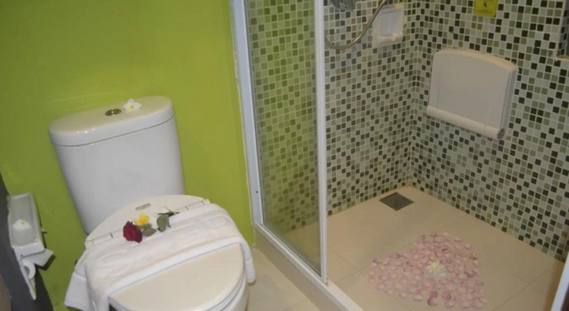 Boss Legian Hotel Powered by Archipelago 13