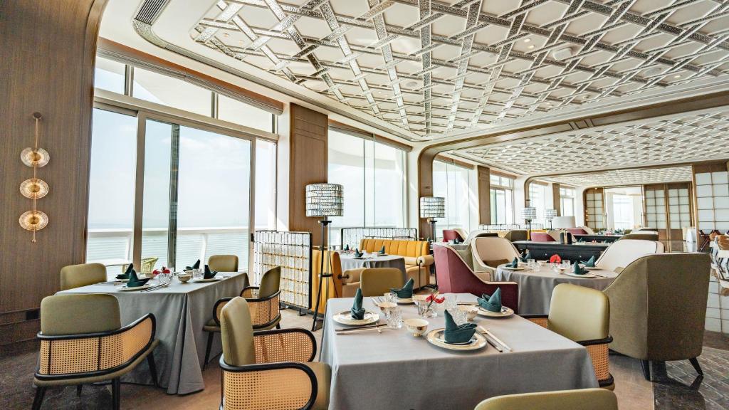 Hainan Sangem Moon Hotel 5