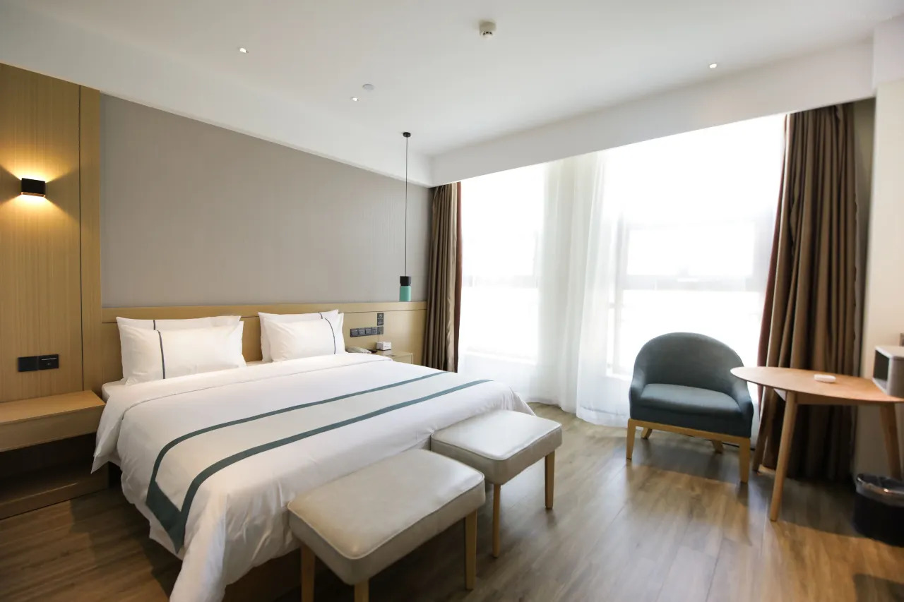 City Convenience Hotel (Changchun High-tech Zone Guanggu Street Store) 1