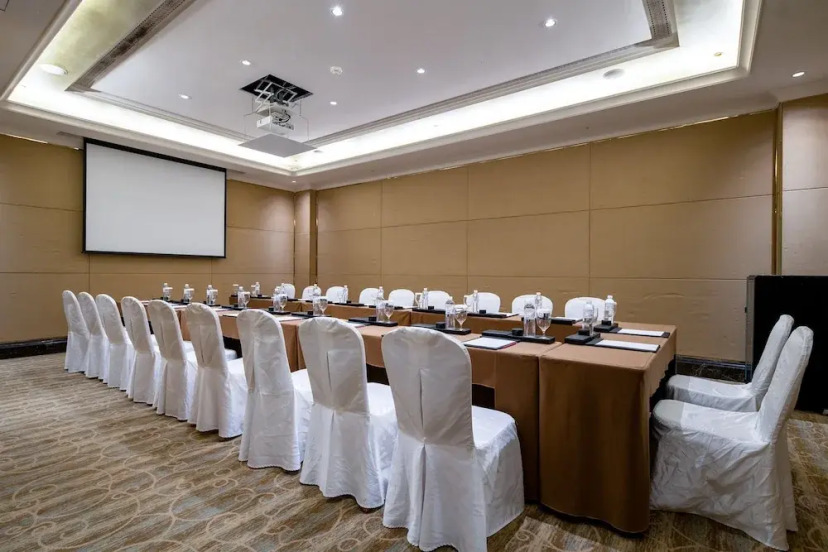 Crowne Plaza Resort Sanya Bay 17