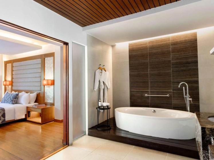 Movenpick Resort & Spa Boracay 18