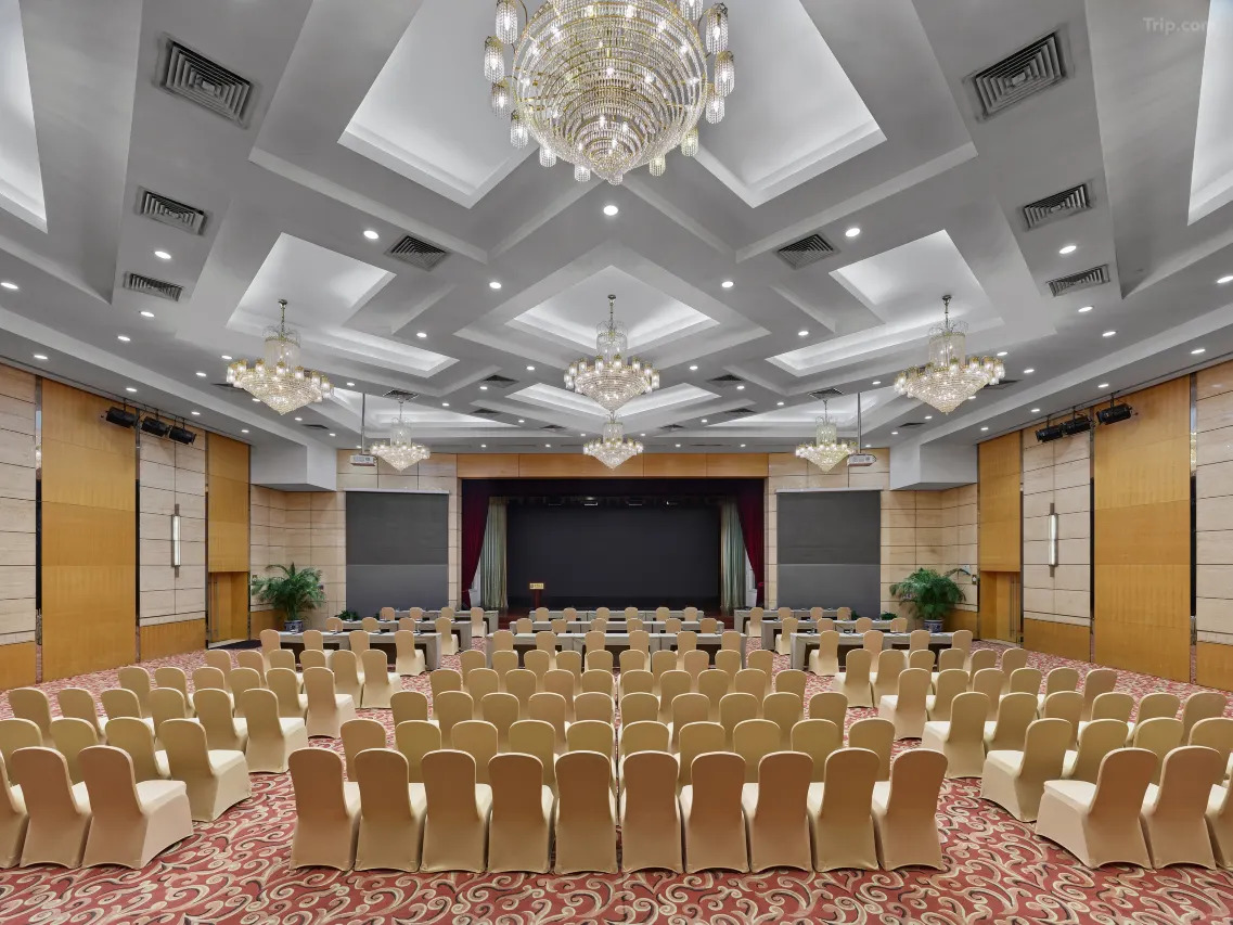 Beijing Poly Plaza Hotel 1