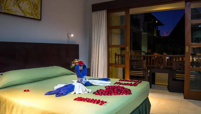 Fourteen Roses Beach Hotel 9