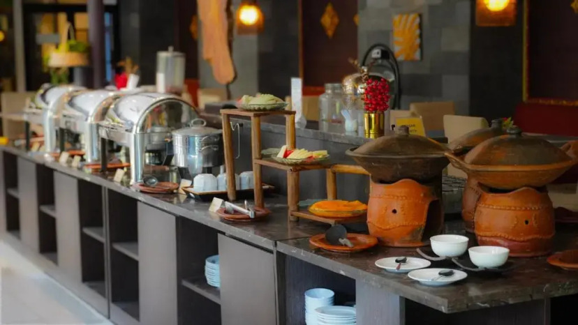 Grand Kuta Hotel and Residence 18