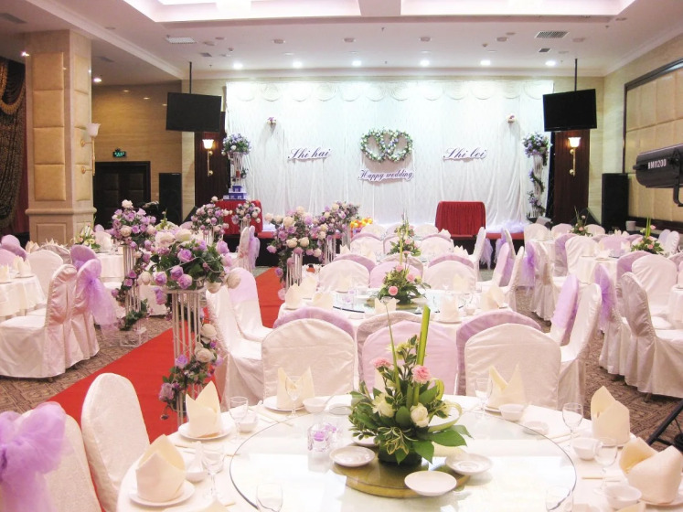 Golden Shine Hotel Dalian 12