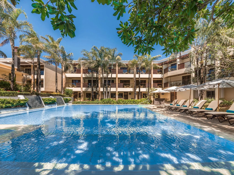 Henann Regency Resort & Spa 23