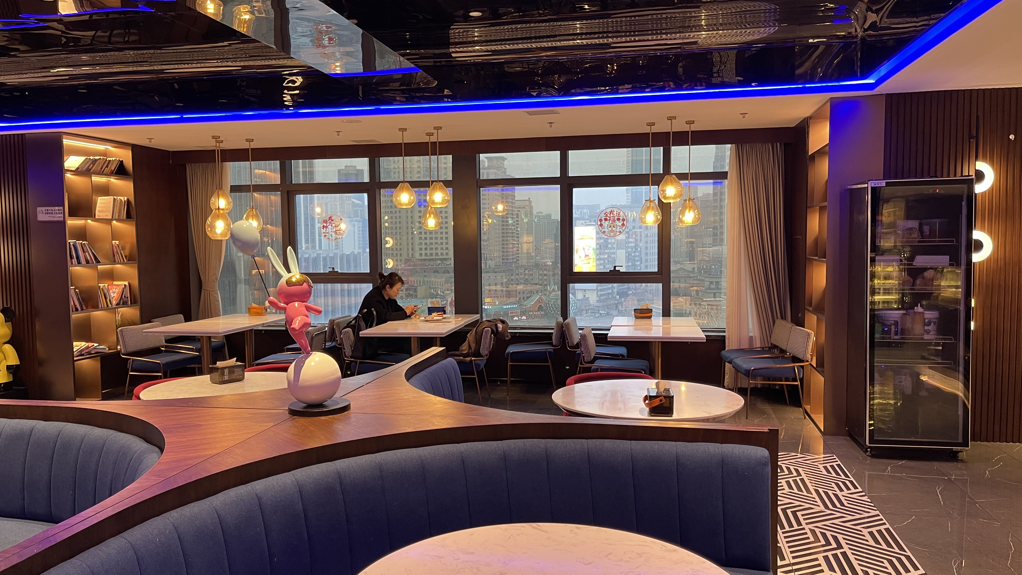 Meihao Lizhi Hotel (Dalian Station Zhongshan Square) 13