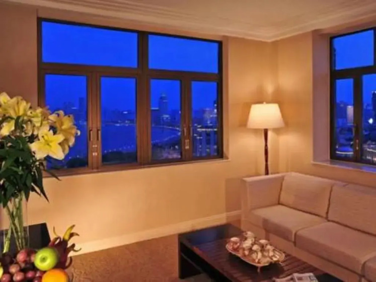 Broadway Mansions Hotel 17