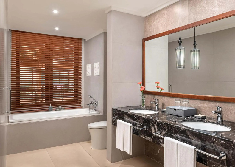 Mandarin Bay Resort & Spa 13