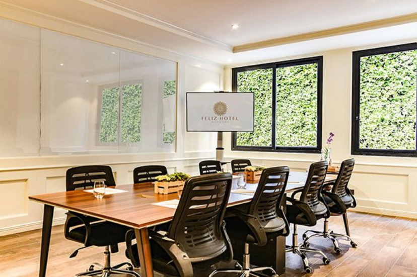 Feliz Hotel Boracay Managed by Enderun Hotels 12