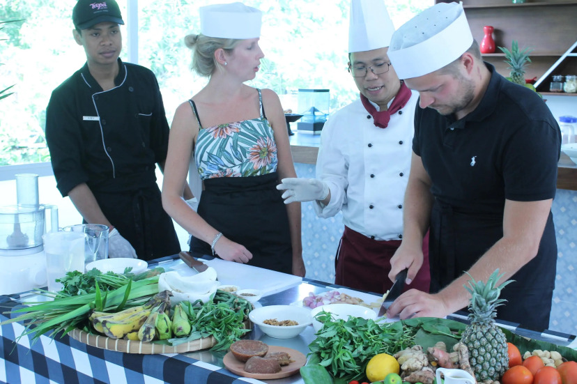 Tapa Tepi Kali Canggu by Pramana 11