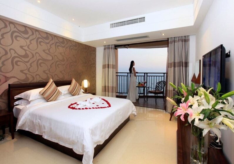 Barry Boutique Seaview Hotel Sanya 1
