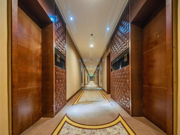 Furong International Hotel 6