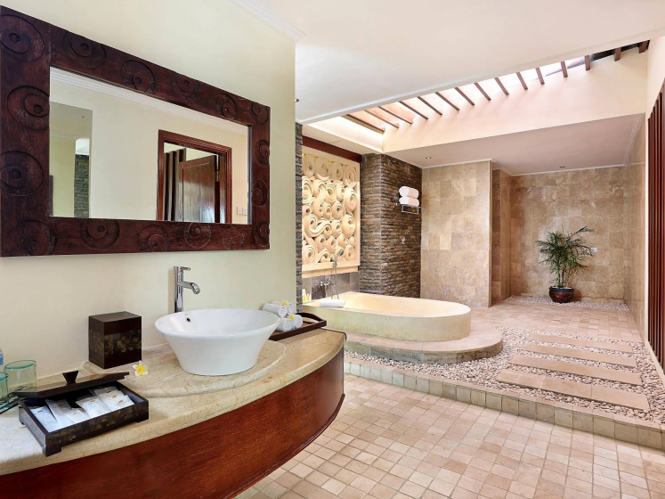 The Club Villas Seminyak 14