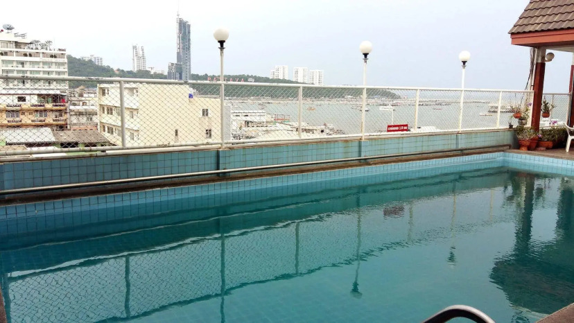 Cloudotel Walking Street 7