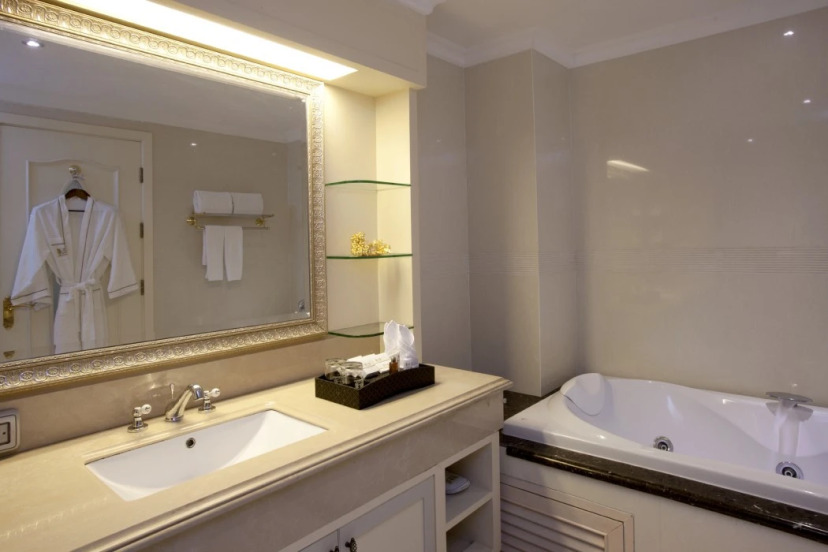 LK The Empress Pattaya 25