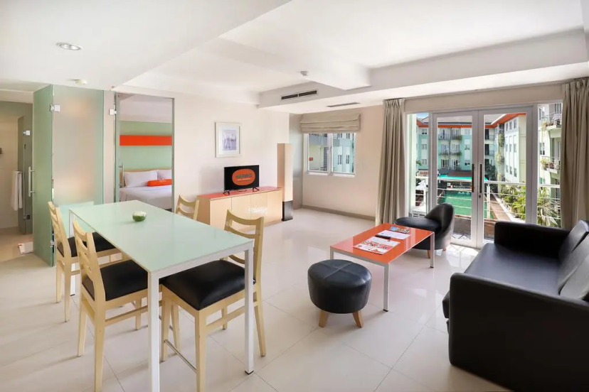 HARRIS Hotel & Residence Riverview Kuta Bali 11