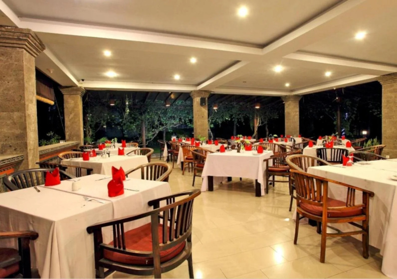 Puri Saron Seminyak 24