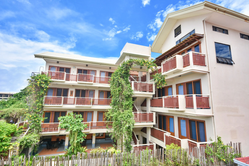 Agos Boracay Rooms + Beds 0