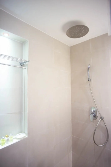 Mandarin White Sand Boracay 4