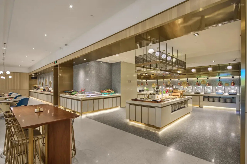 Mercure Beijing City Centre Hotel 5