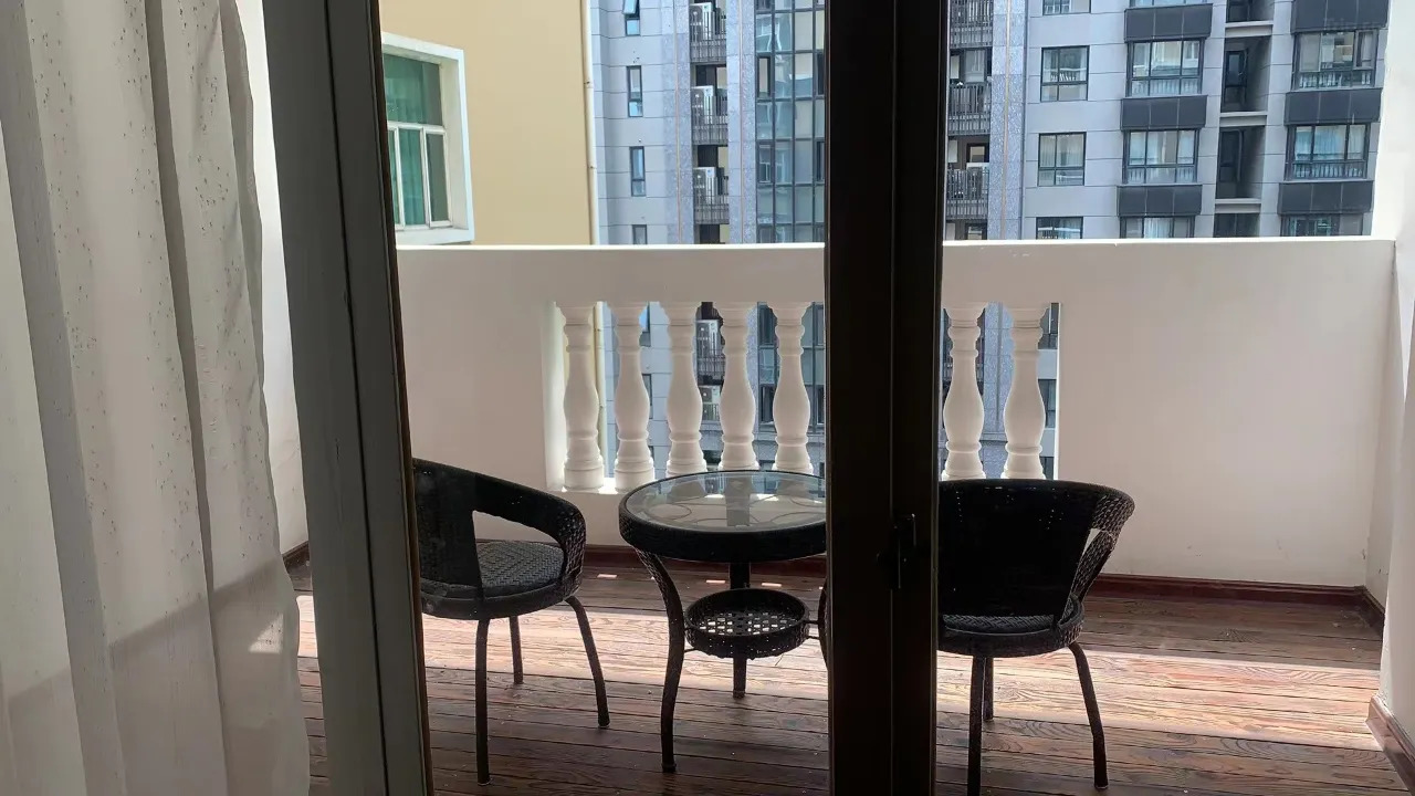 Golden River-view Hotel 7