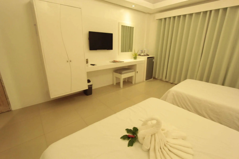 Casa Pilar Beach Resort 3