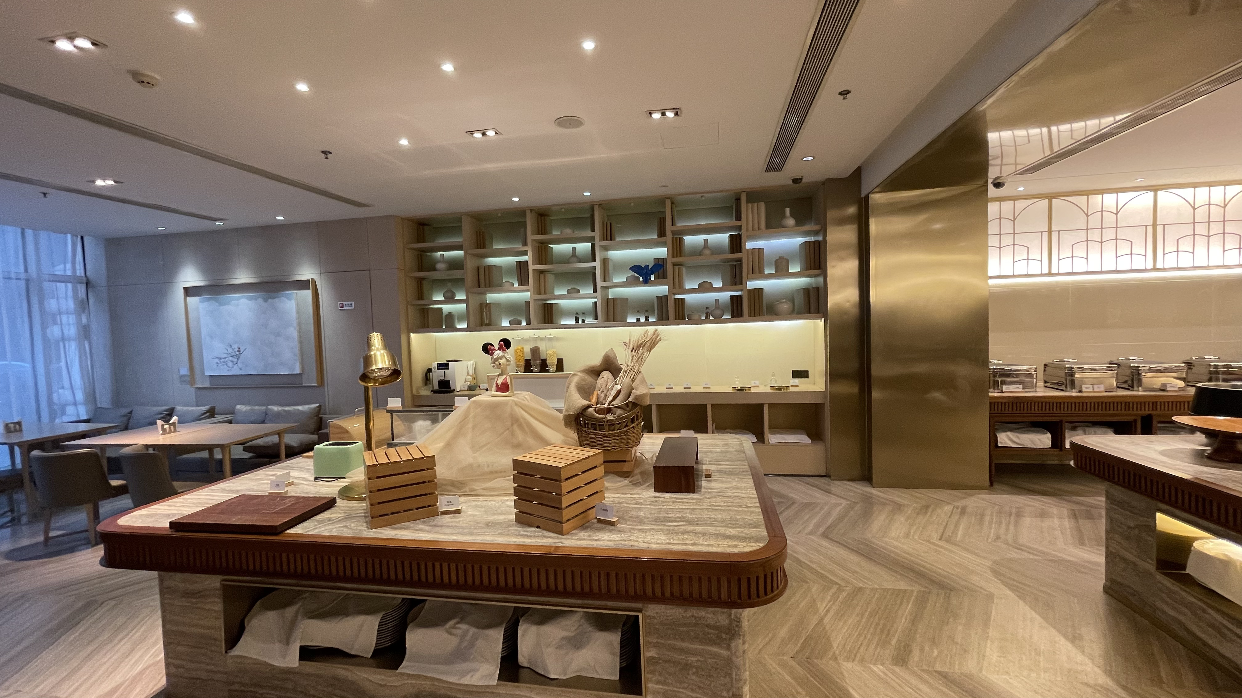 Mercure Dalian City Center 6