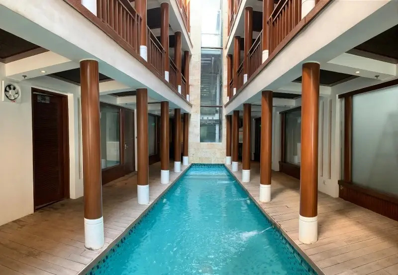 Mandarin White Sand Boracay 12