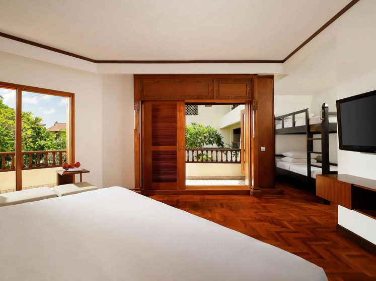 Nusa Dua Beach Hotel and Spa  9