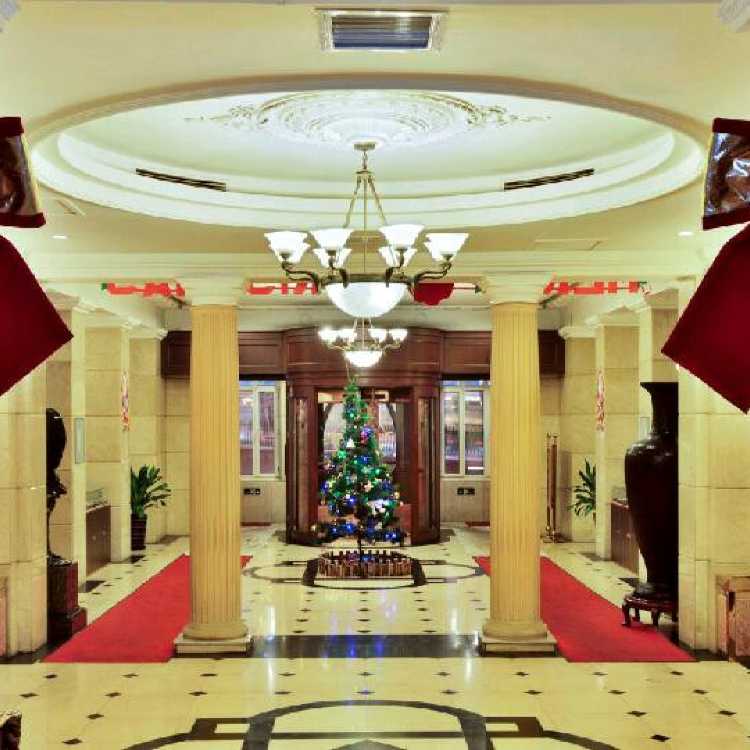Longmen Building Hotel 31