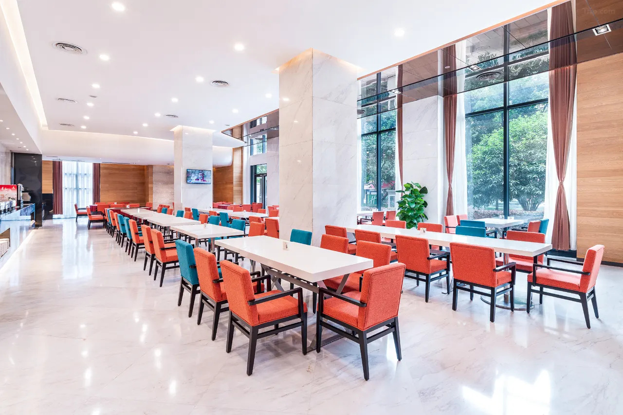 Holiday Inn Express Chengdu Gulou 4