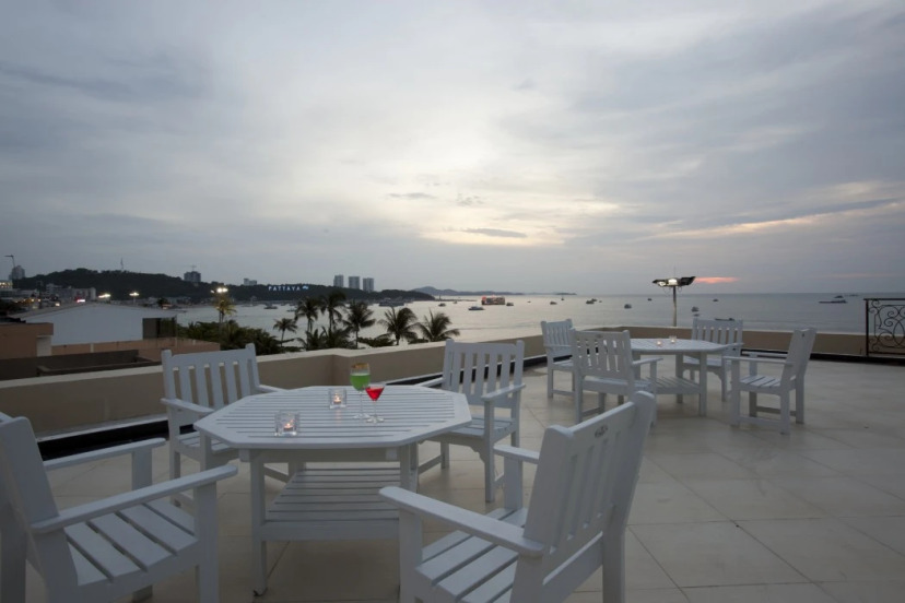 LK The Empress Pattaya 43