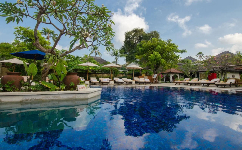 Rama Beach Resort and Villas 16