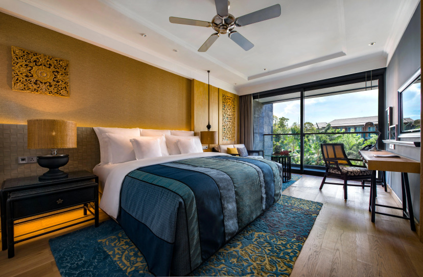 Indigo Bali Seminyak Beach 5