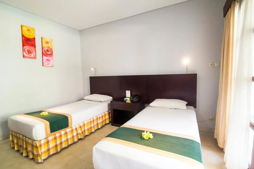 Fourteen Roses Beach Hotel 1