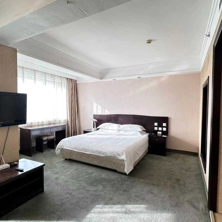 Longmen Building Hotel 9