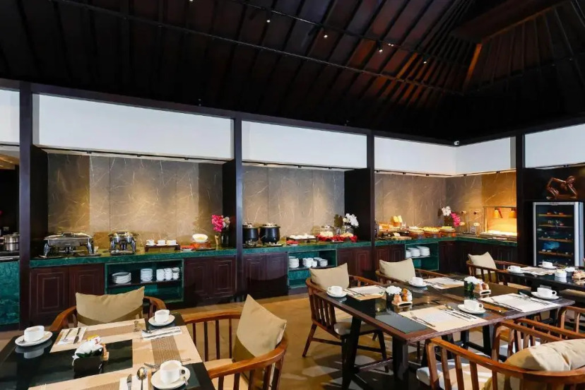 Rama Beach Resort and Villas 34