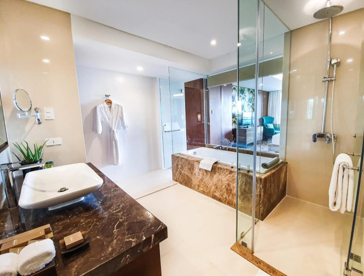 Movenpick Resort & Spa Boracay 19