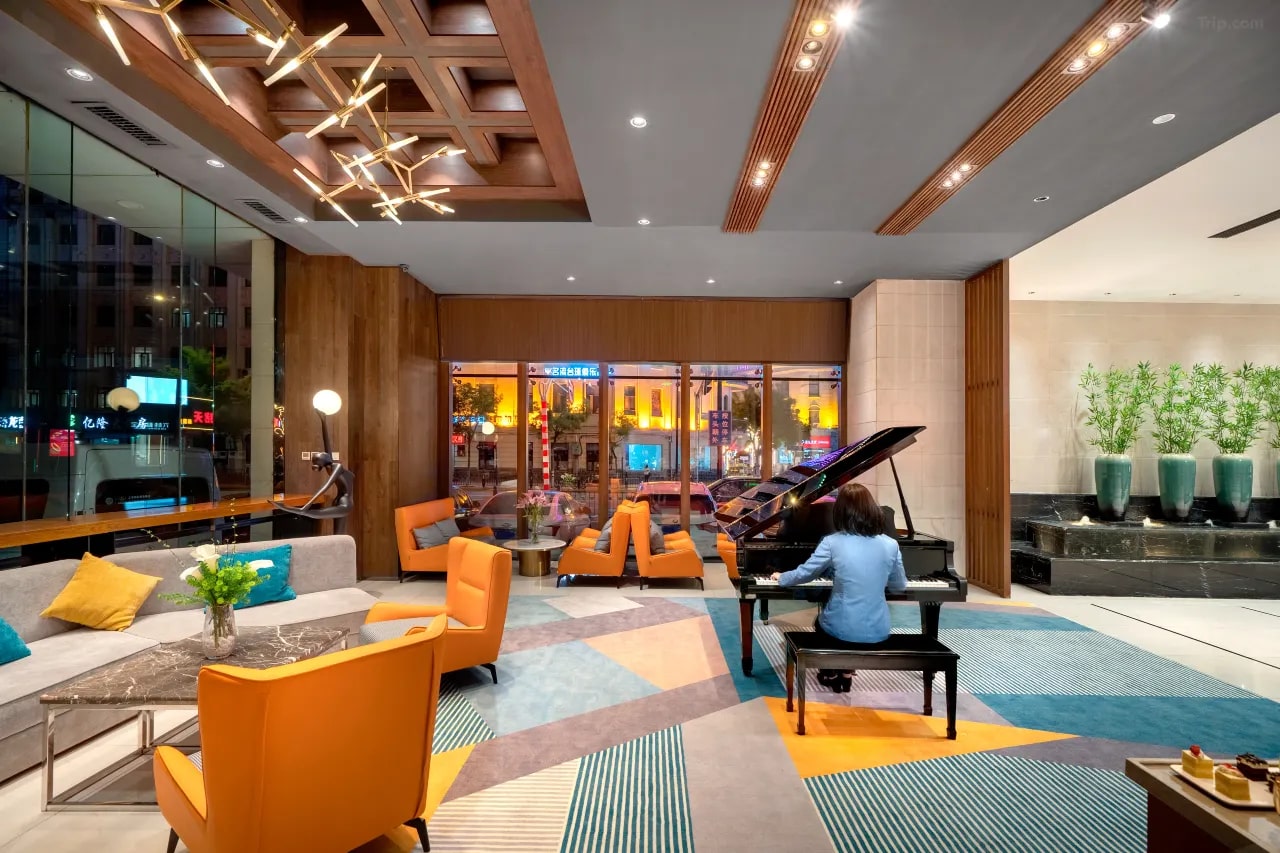 Wanda Holiday Hotel 8