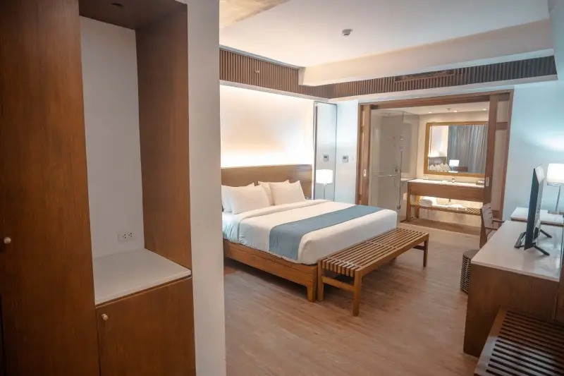 Mandarin White Sand Boracay 3