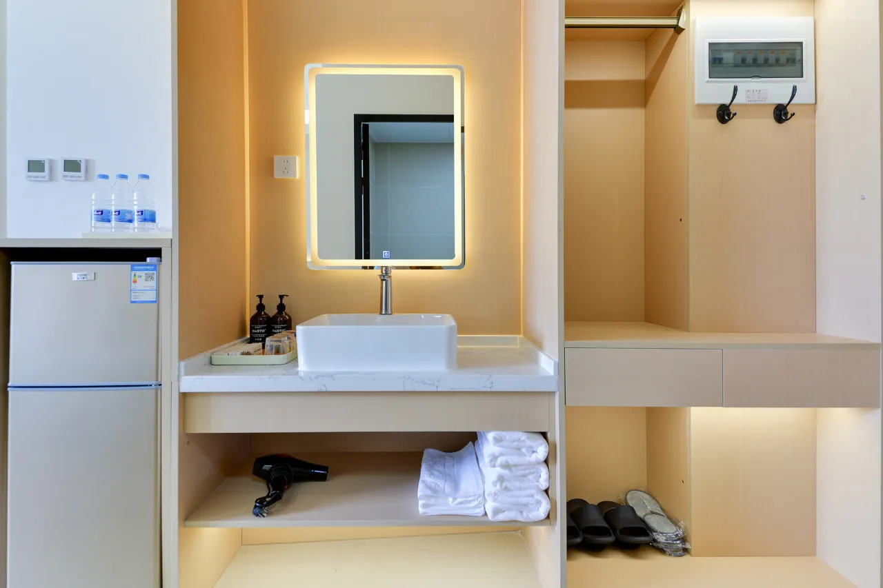 Haiyun Shiguang Holiday Hotel (Beidaihe Tiger Stone) 13